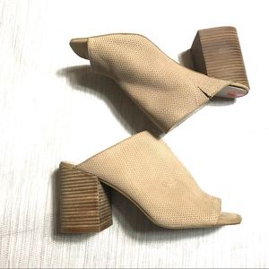 KENNETH COLE kammie Perforated Open Toe Chunky